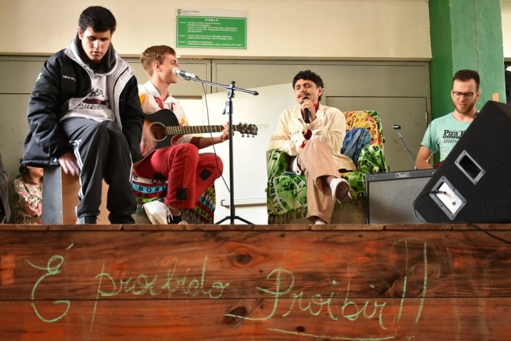 DSC 3570 meio noticia