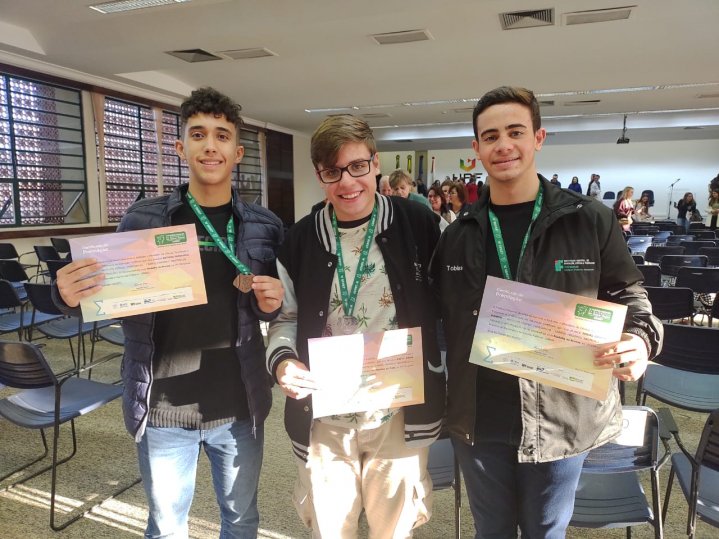 estudantesiffarOBMEP notícia06072022a