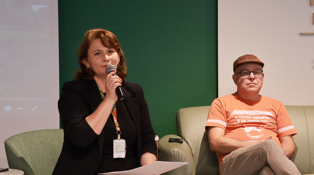 54925875319 597424c67f b