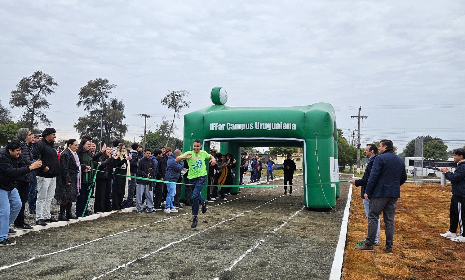 Capa_Inauguração Atletismo URU.jpg