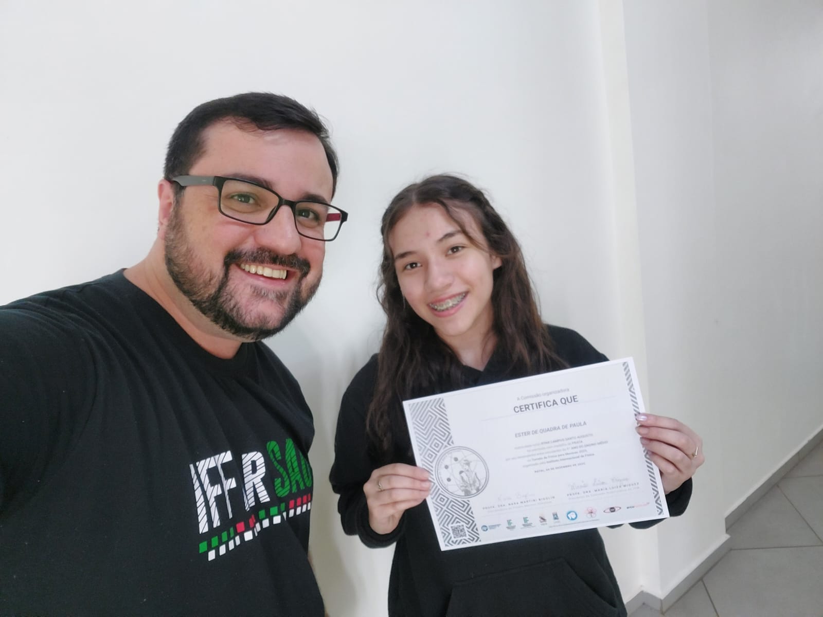 Esther com o professor Eduardo