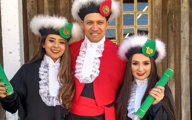 Larissa Medeiros 2 800 x 500 px