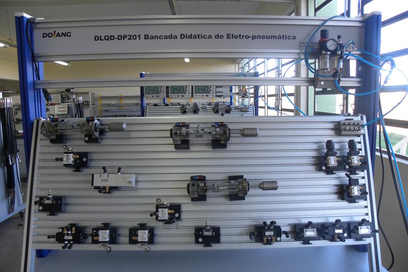 bancada pneumática.jpg