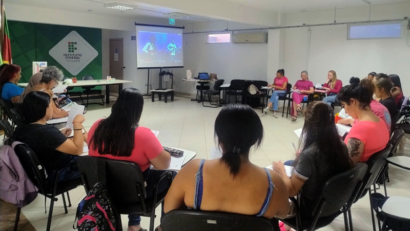 noticia proex mulheres mil 2021022025 01