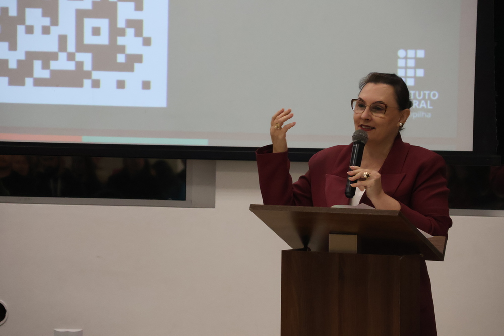 noticia seminario pesquisador 01 n