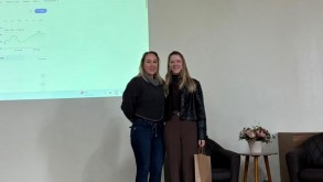 Estudantes do técnico em Informática participam de Roda de Conversa com egressa do curso que mora na Nova Zelândia 1 Natália Roda de Conversa