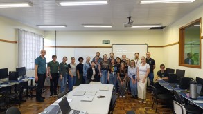 IFFar – Campus Santo Augusto promove o IX Mês do Servidor Oficina IA